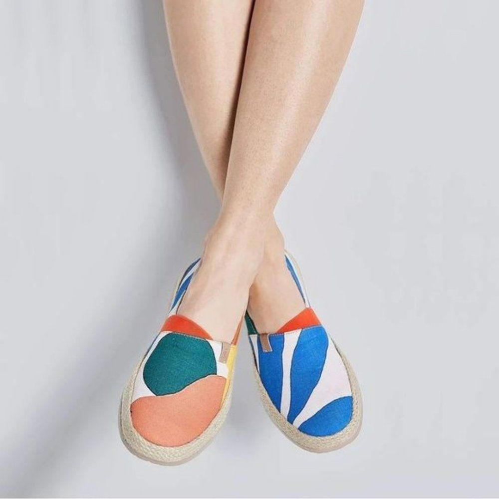 NWT UIN Slip On Shoes Natural Jute Tropical Day Marbella